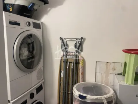 Sale, three bedroom apartment, 75m², Vračar Centar, Vračar Sve Podlokacije - image 5