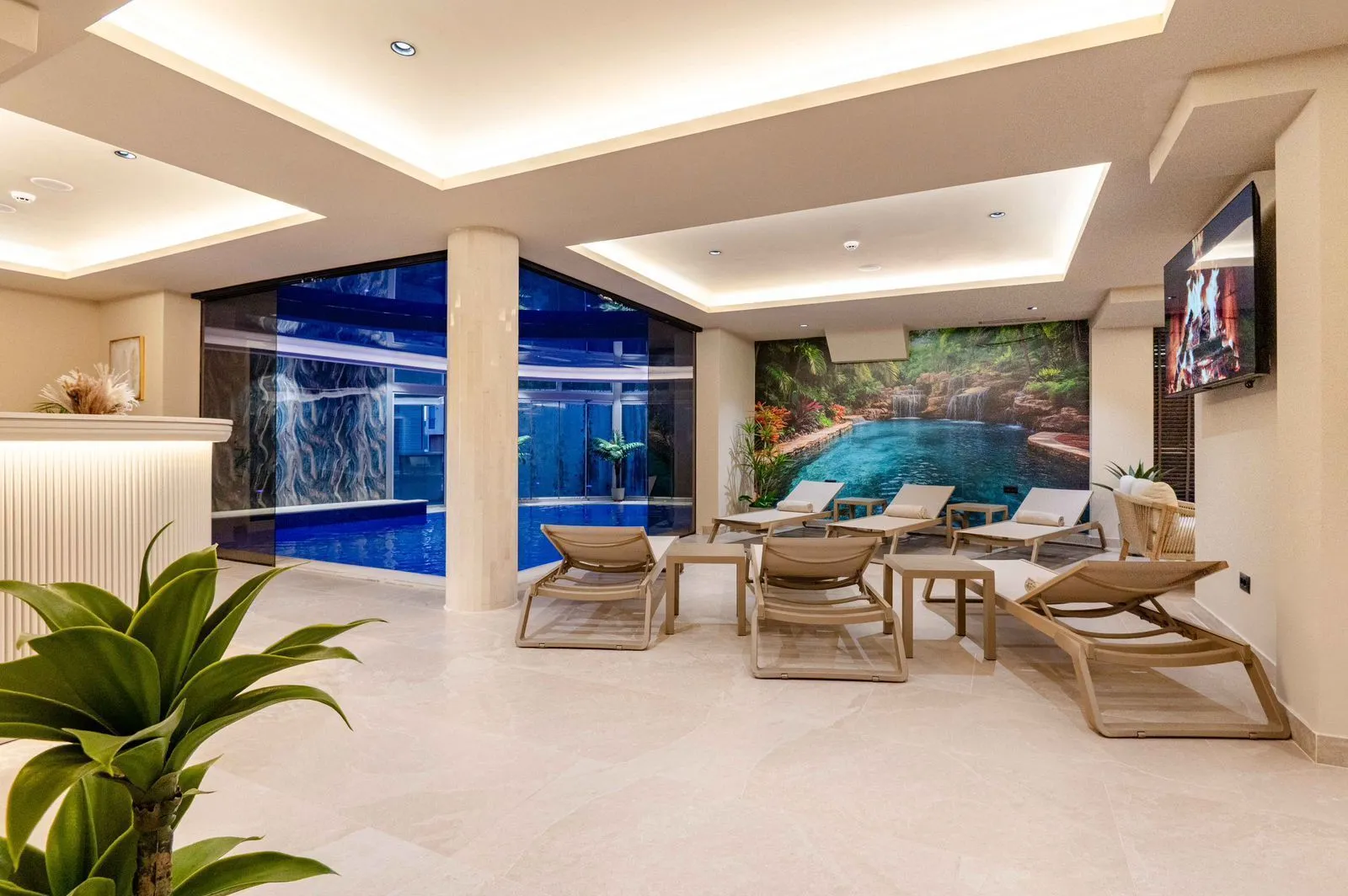 Izdavanje, dvosoban stan, 70m², Pržno, Budva