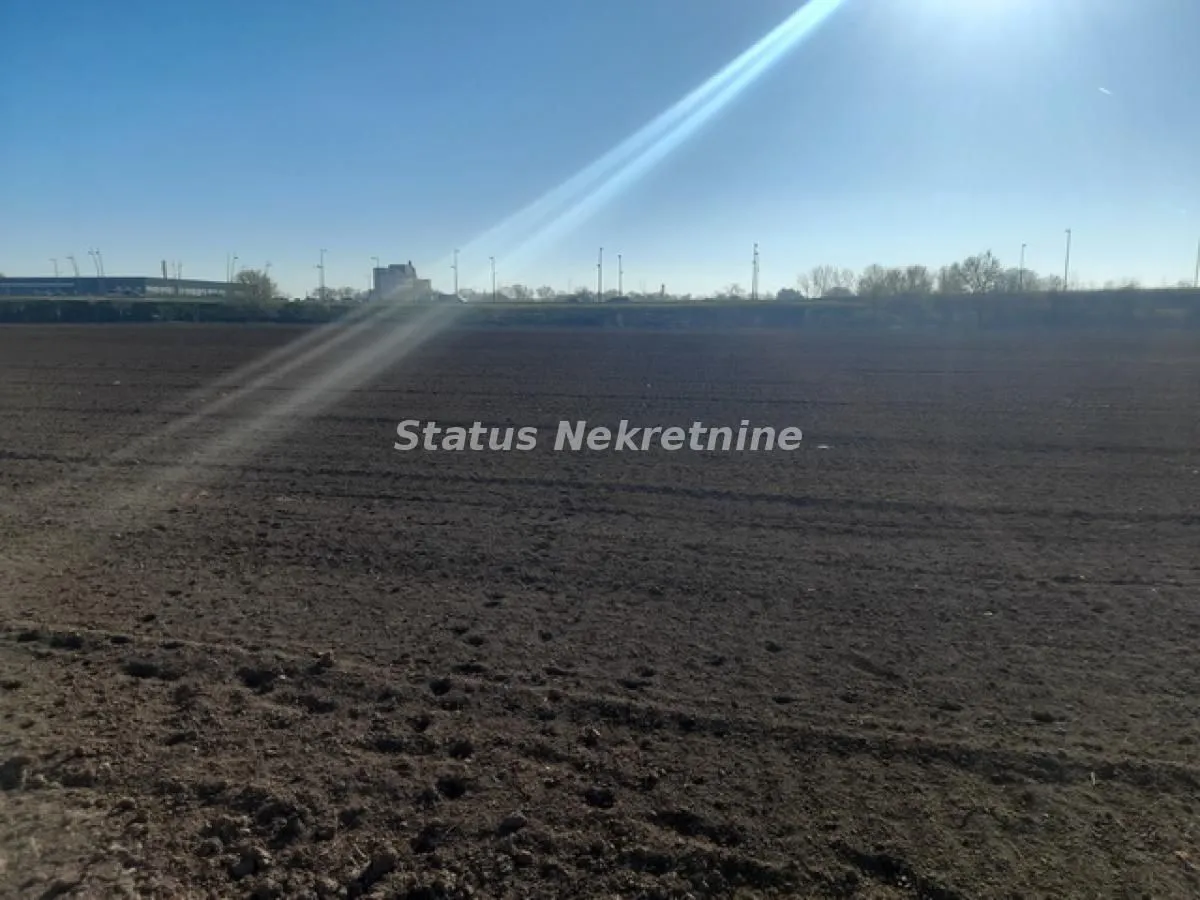 Prodaja, plac, 5840m², Bulevar Evrope, Novi Sad Sve Podlokacije