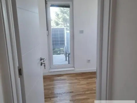 Prodaja, četvorosoban stan, 92m², Voždovac Sve Podlokacije, Beograd - image 6