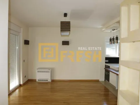 Prodaja, kuća, 304m², Kokoti, Podgorica - image 13