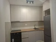 Izdavanje, jednosoban stan, 45m2, Pobrežje, Podgorica