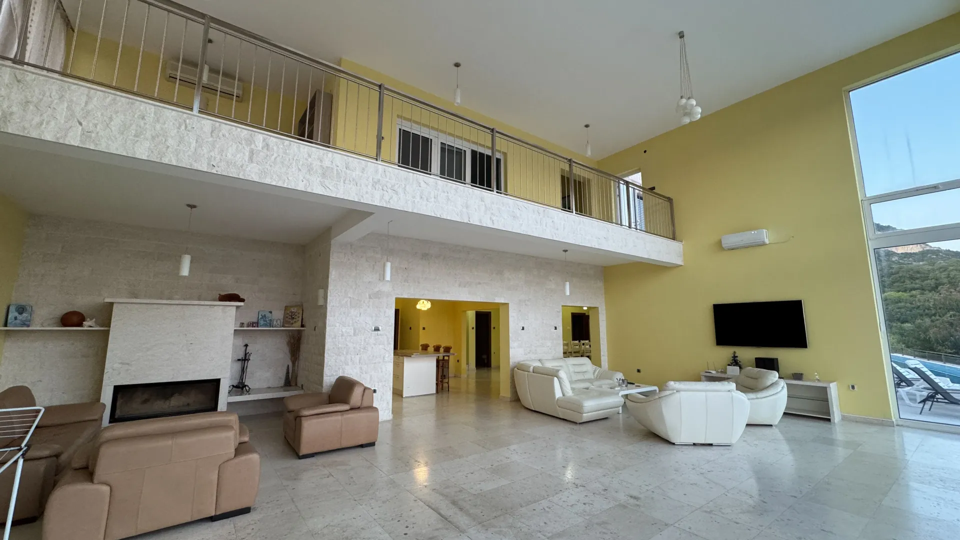 Rent, house, 600m², Topla, Herceg Novi