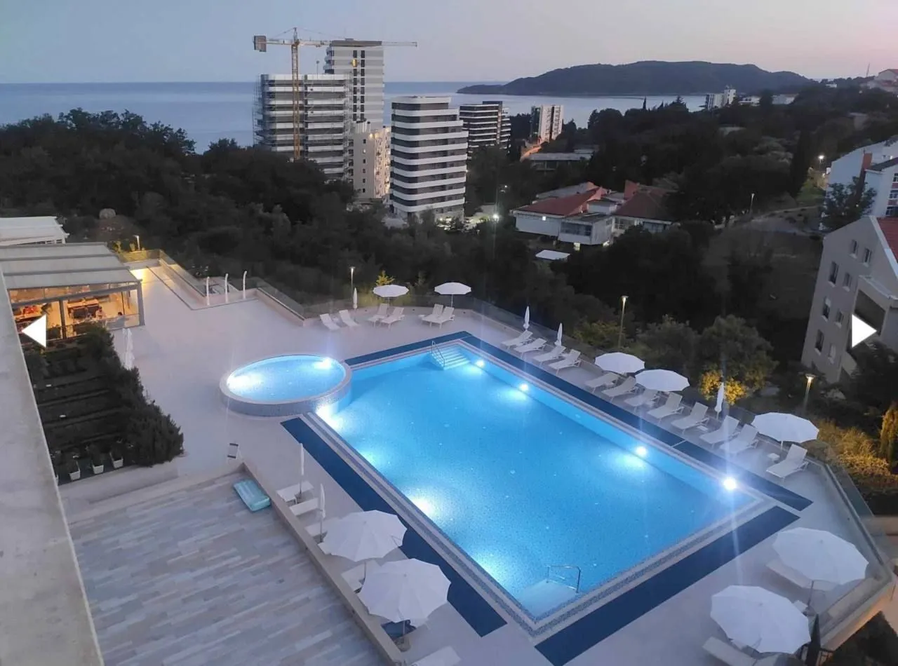 Sale, one bedroom apartment, 48m², Bečići, Budva