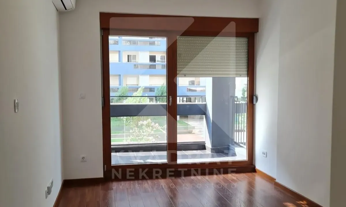 Rent, office space, 25m², Master Kvart, Podgorica
