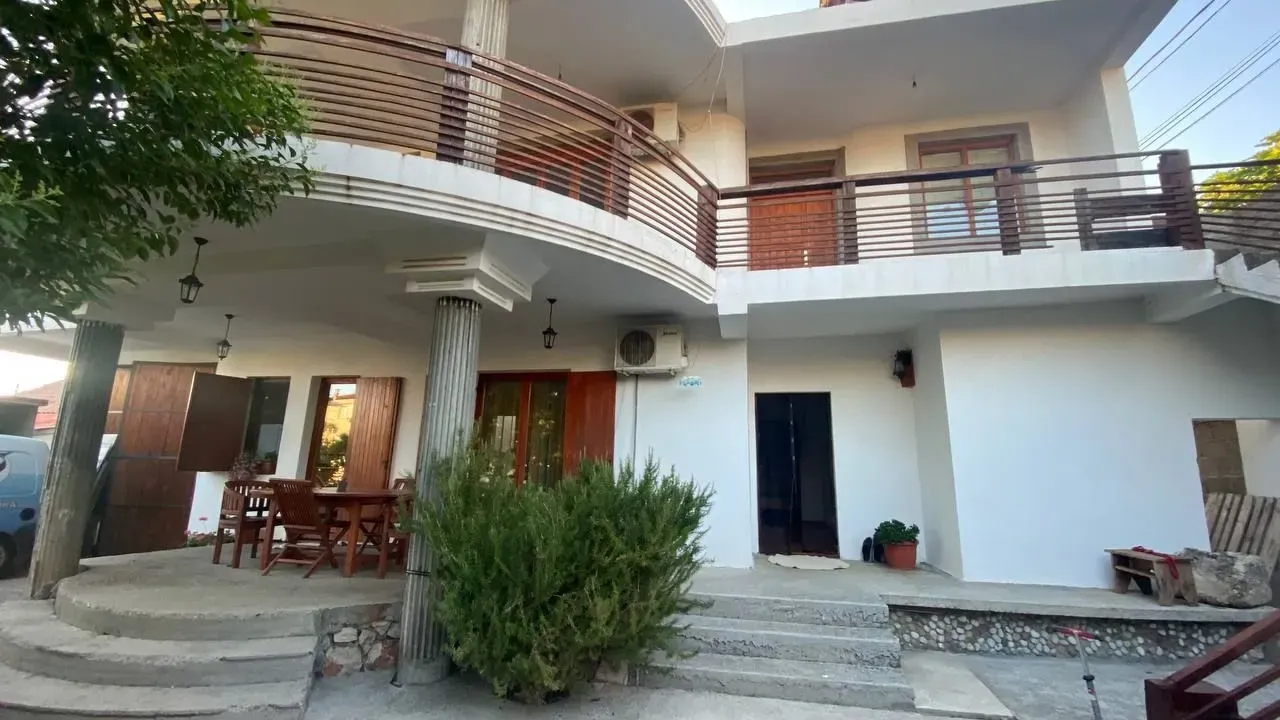 Sale, house, 304m², Šušanj, Bar