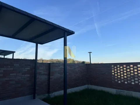 Prodaja, četvorosoban stan, 97m², Alibegovac, Petrovaradin - image 11