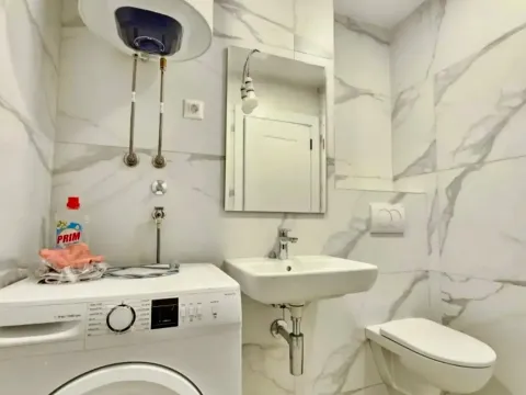 Izdavanje, jednosoban stan, 47m², Stari Aerodrom, Podgorica - image 7