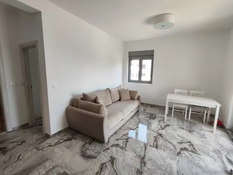 Prodaja, jednosoban stan, 43m², Pod Kuk, Tivat - image 2