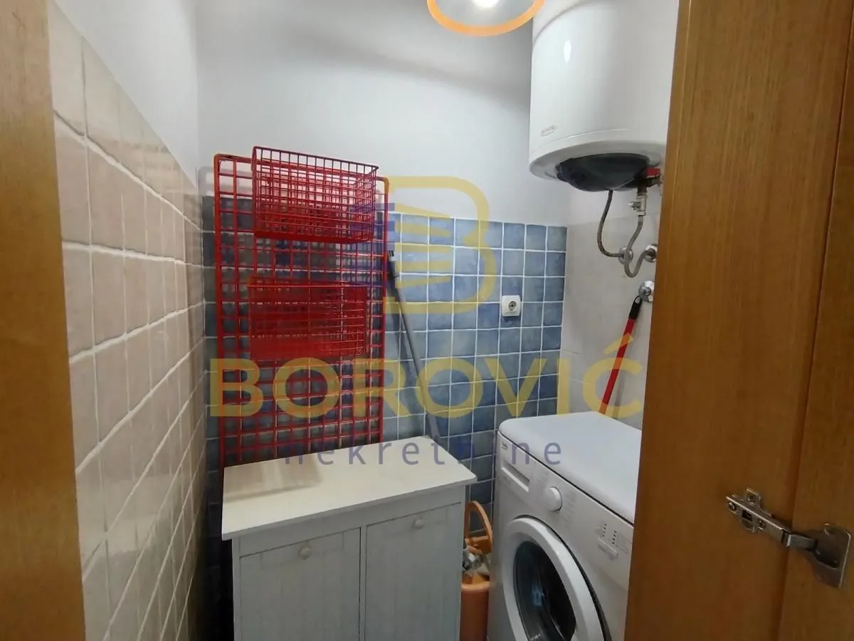 Prodaja, trosoban stan, 78m², Stari Grad, Beograd