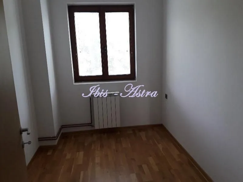 Izdavanje, stan, 200m², Banjica, Voždovac Sve Podlokacije