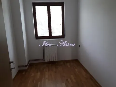 Izdavanje, stan, 200m², Banjica, Voždovac Sve Podlokacije - image 12