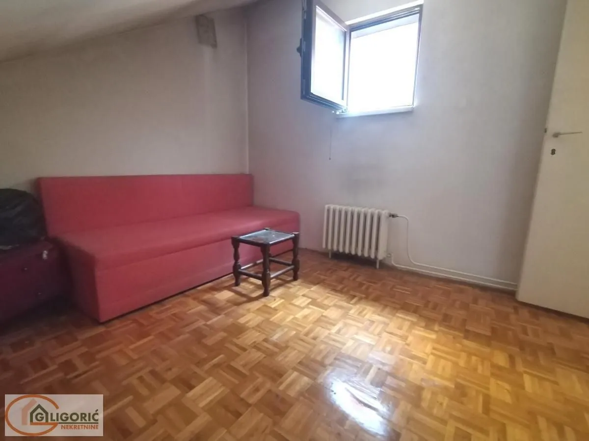 Sale, apartment, 100m², Labudovo Brdo, Beograd