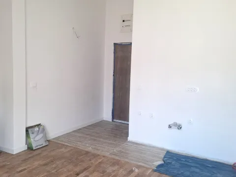 Prodaja, garsonjera, 26m², Centar, Bar - image 9