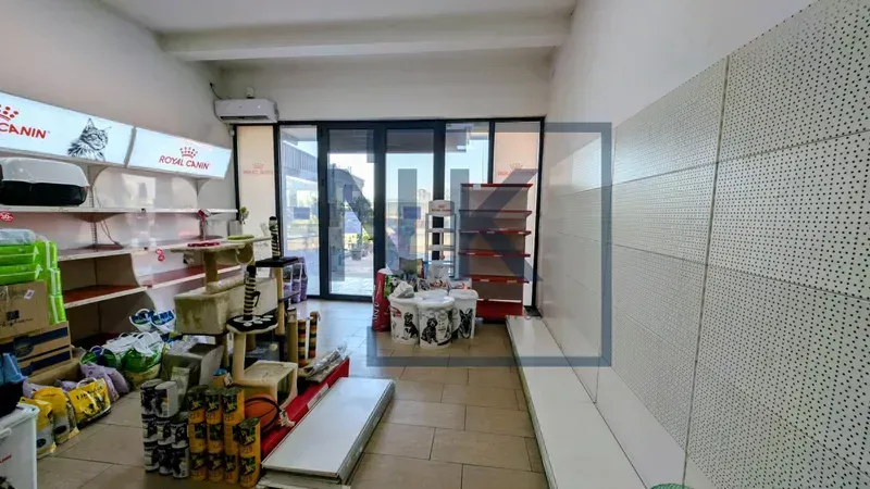 Rent, office space, 80m², Stari Aerodrom, Podgorica