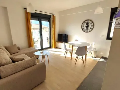 Sale, one bedroom apartment, 39m², Podkošljun, Budva - image 3
