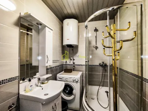 Rent, two bedroom apartment, 76m², Tuški Put, Podgorica - image 14