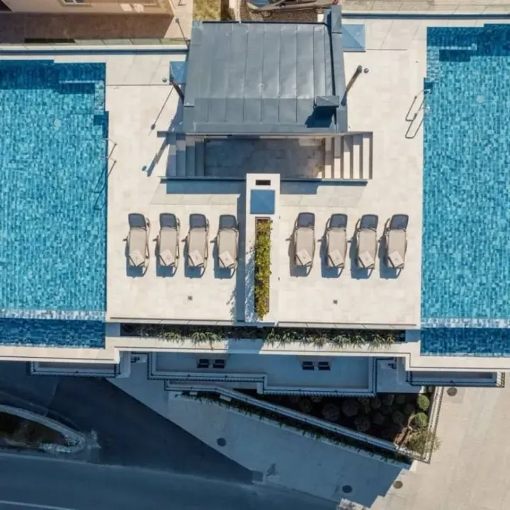 Sale, three bedroom apartment, 104m², Dobrota, Kotor