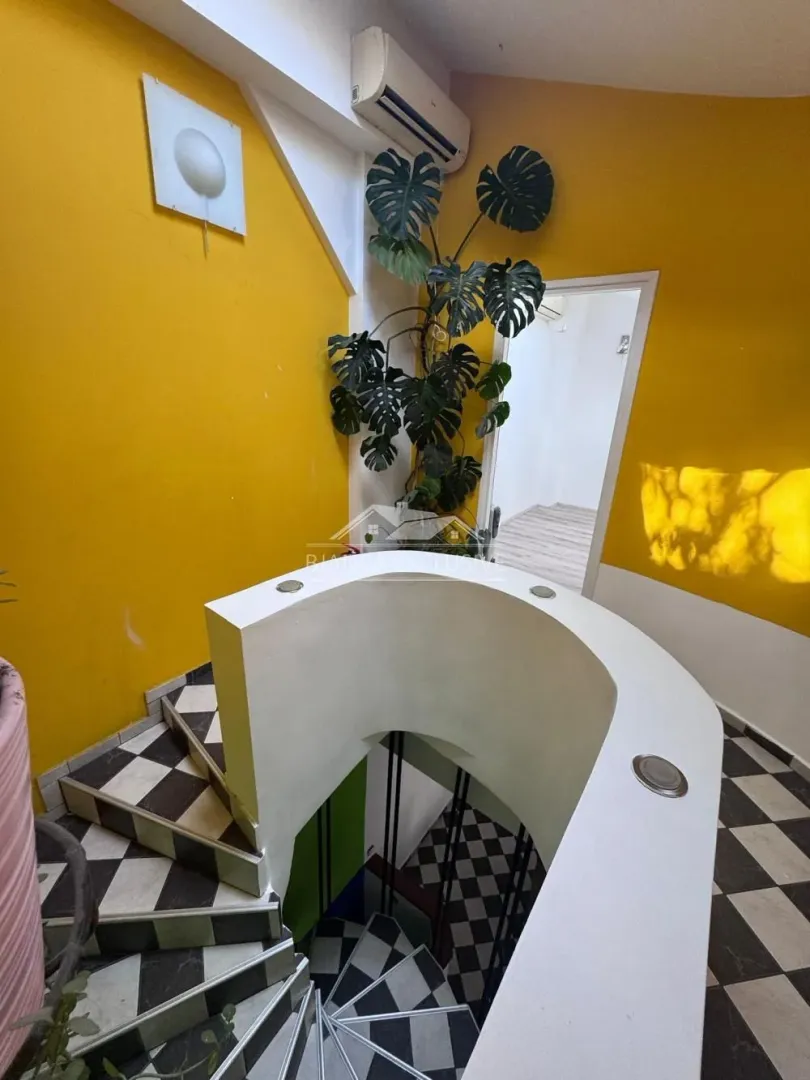 Sale, apartment, 166m², Vračar Sve Podlokacije, Beograd