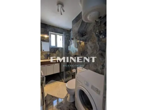Izdavanje, trosoban stan, 65m², Vračar Hram, Vračar Sve Podlokacije - image 13