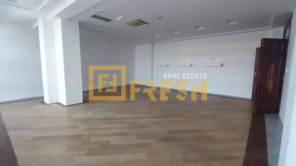 Rent, office space, 160m², Preko Morače, Podgorica