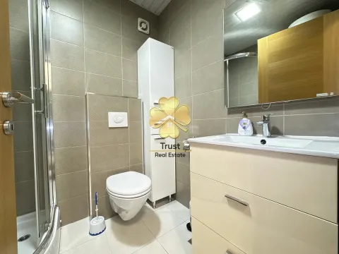 Izdavanje, jednosoban stan, 50m², City Kvart, Podgorica - image 10