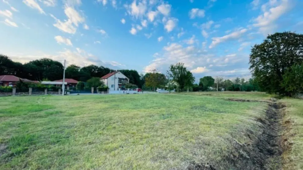 Prodaja, plac, 851m², Danilovgrad, Crna Gora