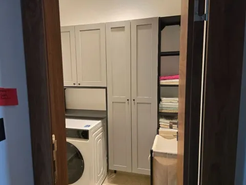 Prodaja, četvorosoban stan, 139m², Dobrota, Kotor - image 17