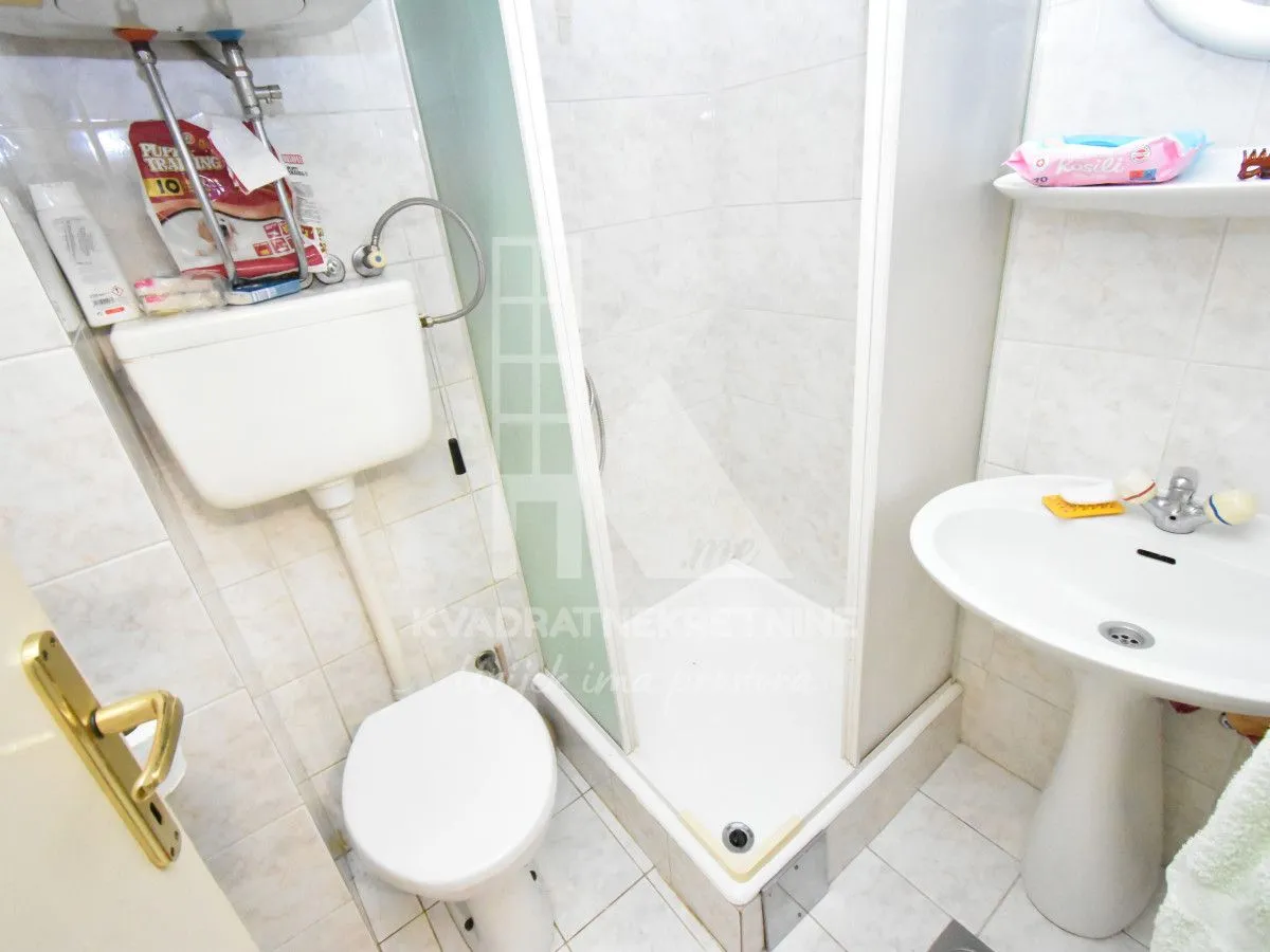 Prodaja, četvorosoban stan, 120m², Blok 7, Podgorica