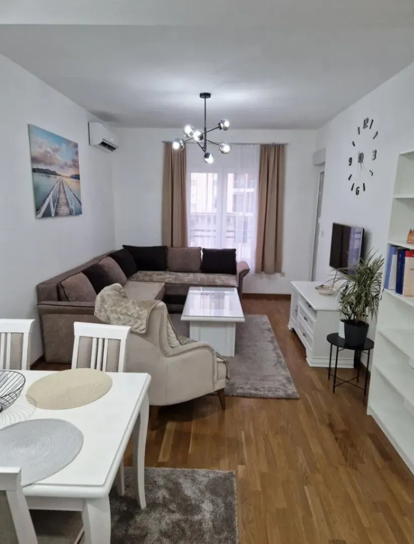 Izdavanje, jednosoban stan, 45m², Zabjelo, Podgorica