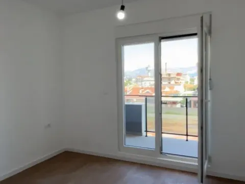 Prodaja, jednosoban stan, 46m², Zabjelo, Podgorica - image 2