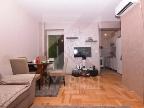 Sale, one bedroom apartment, 46m², Stari Aerodrom, Podgorica - image 2