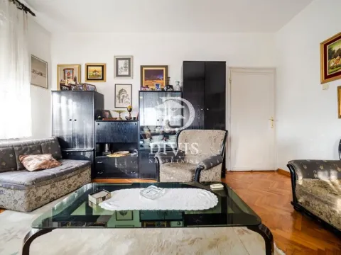 Prodaja, stan, 111m², Vračar Hram, Vračar Sve Podlokacije - image 2