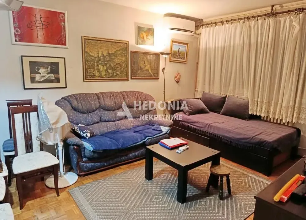 Prodaja, trosoban stan, 85m², Zemun Gornji Grad, Zemun Sve Podlokacije
