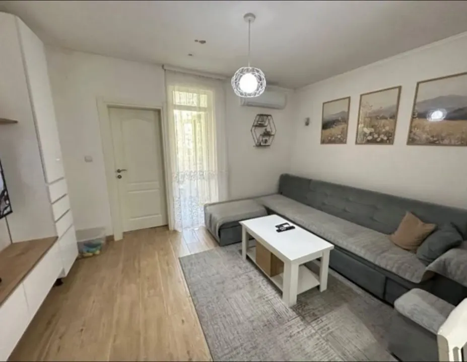 Sale, two bedroom apartment, 48m², Dobrota, Kotor