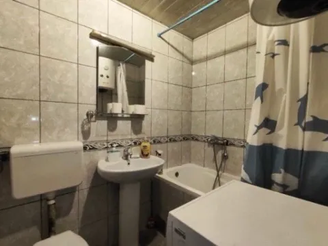 Izdavanje, dvosoban stan, 64m², Stari Aerodrom, Podgorica - image 8