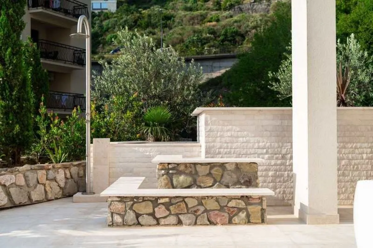 Sale, one bedroom apartment, 56m², Rafailovići, Budva