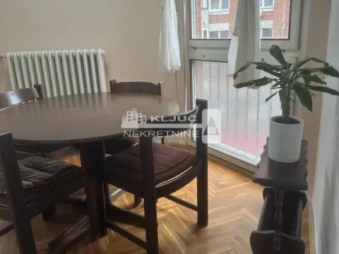 Rent, two bedroom apartment, 60m², Kalenić Pijaca, Vračar Sve Podlokacije - image 7