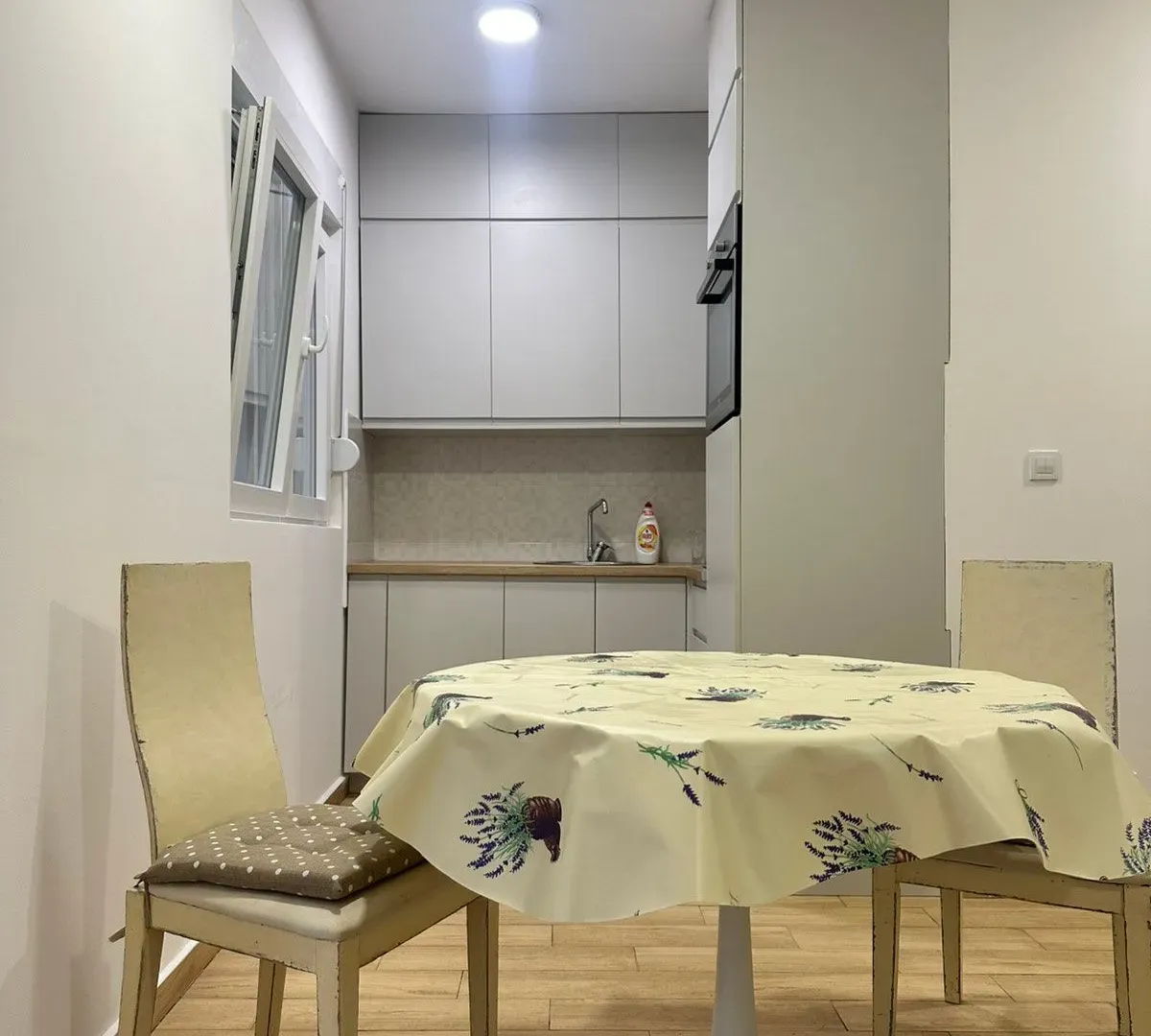 Rent, one bedroom apartment, 33m², Velji Vinogradi, Budva