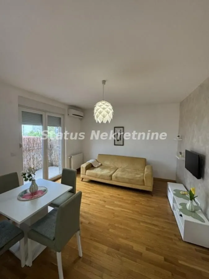 Izdavanje, dvosoban stan, 41m², Podbara, Novi Sad Sve Podlokacije