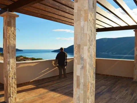 Prodaja, stan, 45m², Herceg Novi, Crna Gora - image 6