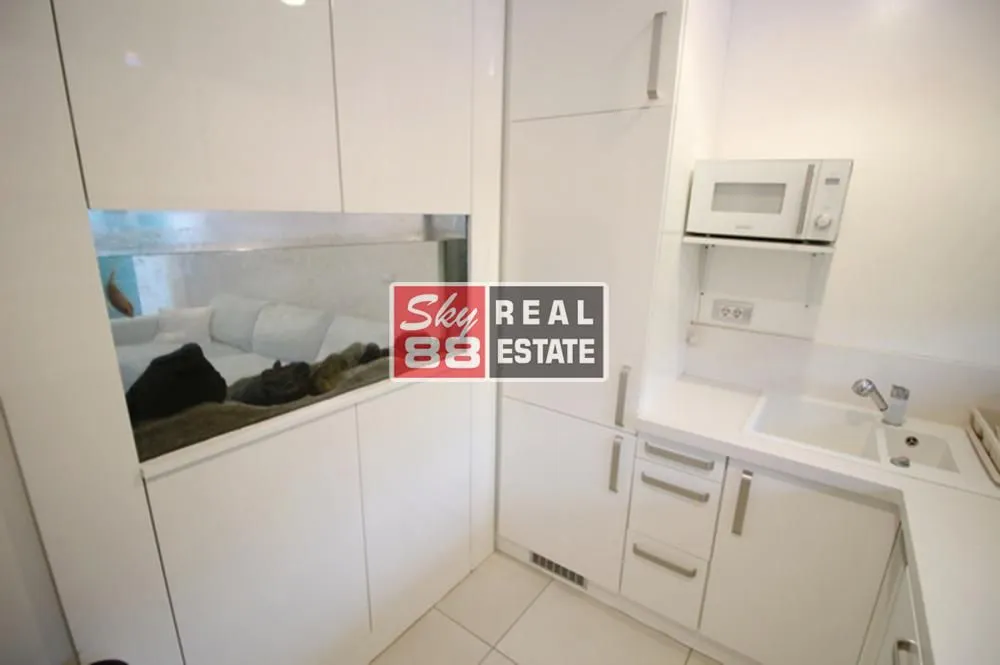 Sale, house, 170m², Savski Venac, Beograd