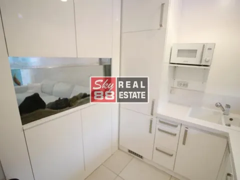 Sale, house, 170m², Savski Venac, Beograd - image 11