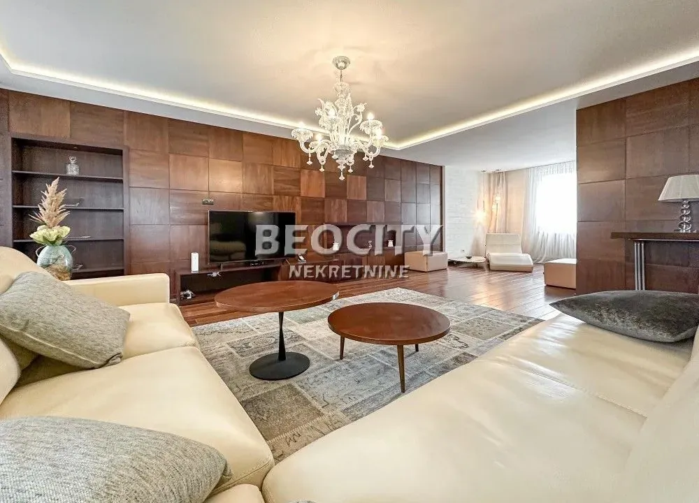 Izdavanje, četvorosoban stan, 240m², Kalenić Pijaca, Vračar Sve Podlokacije