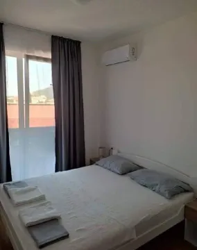 Rent, one bedroom apartment, 43m², Bečići, Budva - image 5