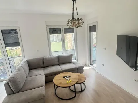 Rent, two bedroom apartment, 60m², Centar, Bar - image 2