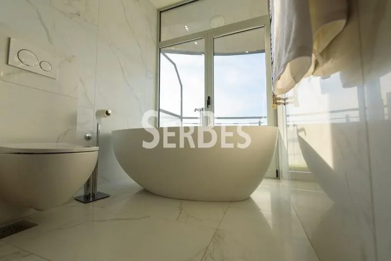 Prodaja, trosoban stan, 230m², Bulevar Evrope, Novi Sad Sve Podlokacije