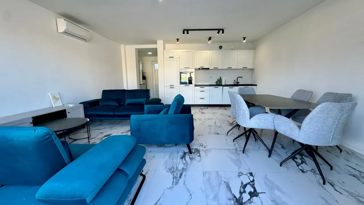 Prodaja, kuća, 84m², Obala Đuraševića, Tivat