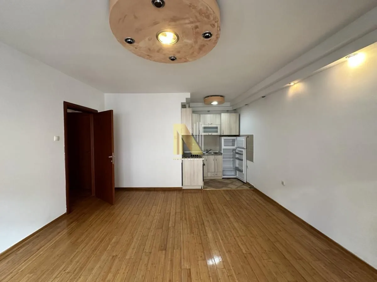 Izdavanje, jednosoban stan, 45m², Podbara, Novi Sad Sve Podlokacije