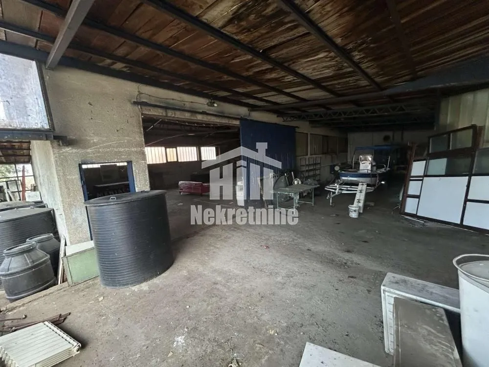 Rent, office space, 400m², Umka, Beograd